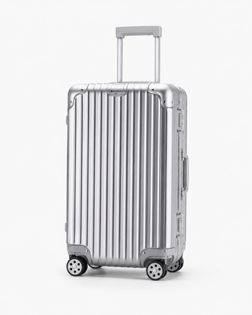Signature Arrival Carry-On